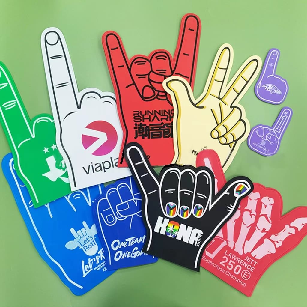 Cheering Gloves