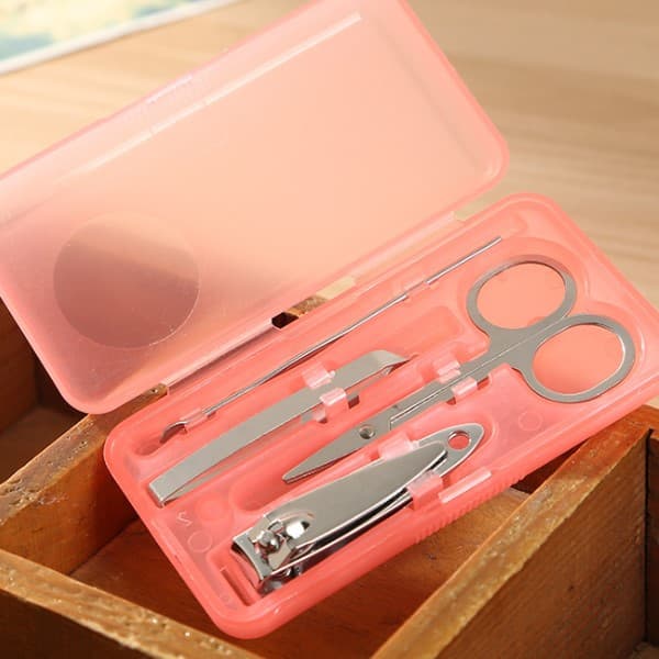 Nail clippers set